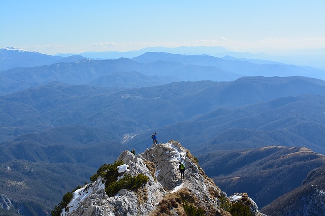 mountain-1210900_640